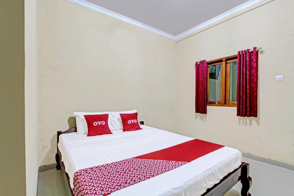 Oyo 91353 Hotel Surya Andesa Klaten Luaran gambar